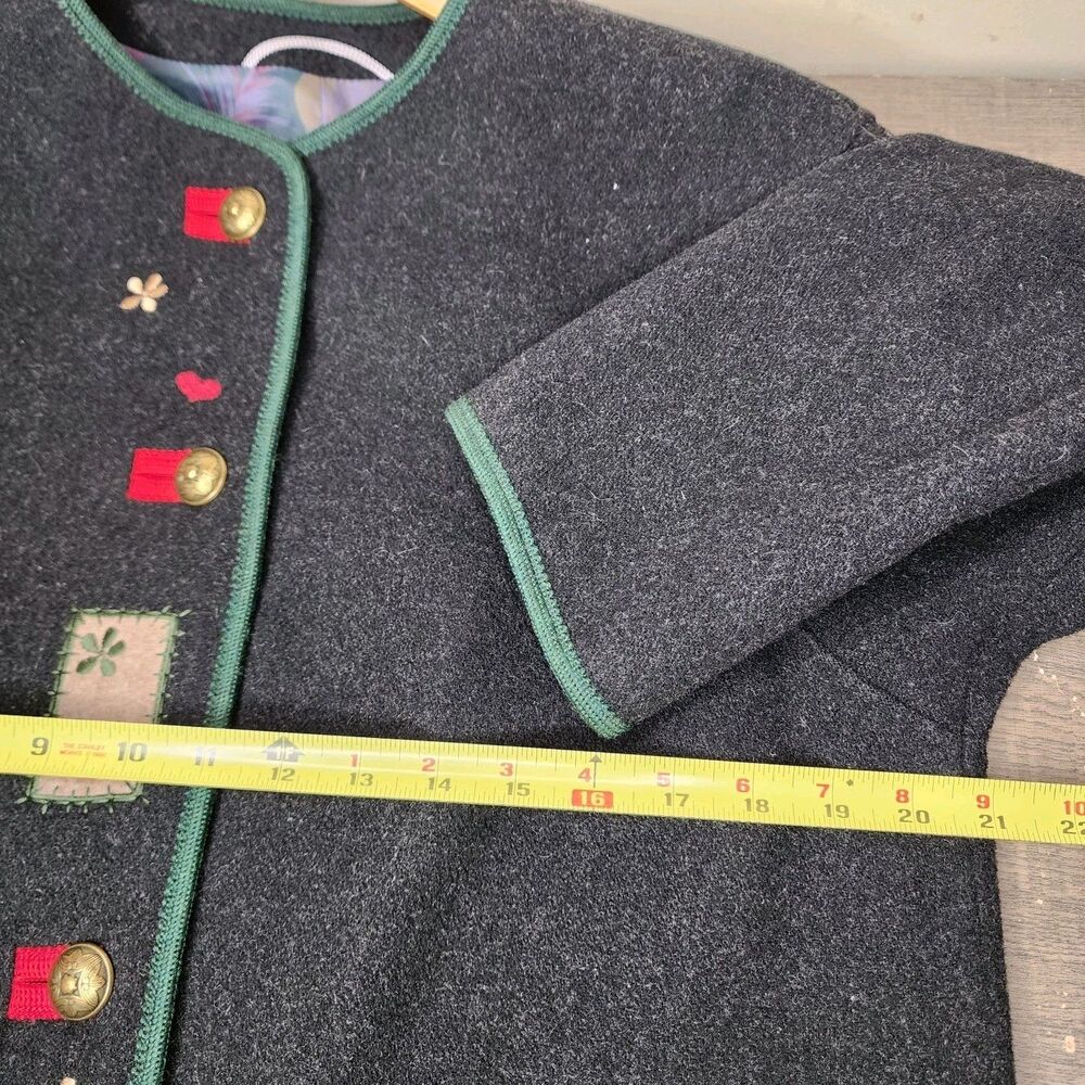 ​H Moser Salzburg Austria Trachten Boiled Wool Jacket Folk Floral Patchwork Med - Picture 9 of 11